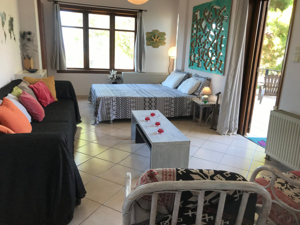 Peaceful location ,surrounded by a beautiful garden ,calming indoor atmosphere,   Dreaming Studio near the Sea 2 Entire rental unit vacation rental 47740251