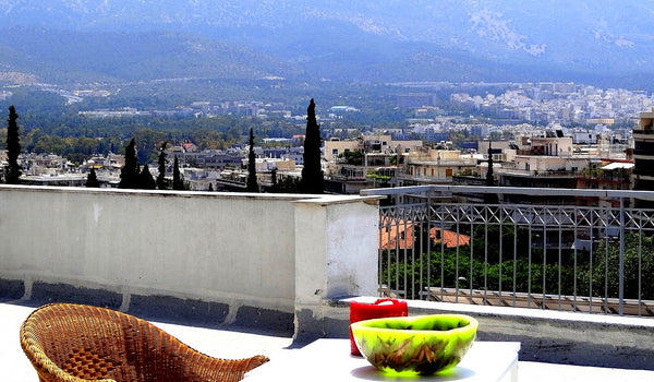 Cosy, 20 sq. metres,top floor apartment with private use of large terrace and wo Athens, Attica, Greece Cosy central top floor studio Entire rental unit vacation rental 6933242