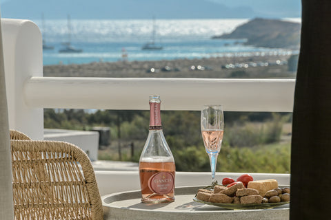 .<br /><br /><b>License number</b><br />1211754  Ruby of Naxos - Deluxe Double with double or twin Entire home vacation rental 51465568