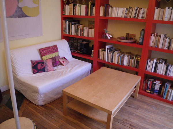 L'appartement est à cinq minutes à pied du métro Simplon ou Porte de Clignancour Paris, France Deux pièces lumineux et calme Entire rental unit vacation rental 18072761