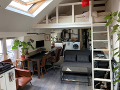 Petit studio sur cour, récemment rénové très calme. État impeccable ! <br />Peti Paris, France Typical cosy studio in Paris Center / Le Marais Entire rental unit vacation rental 23545434