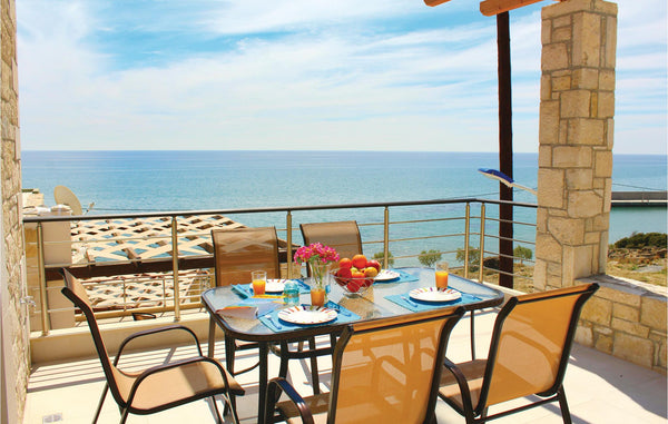 In a distance of approximately 60 km southeast from the town of Heraklion you wi  Stunning home in Heraklion with 3 Bedrooms and Entire home vacation rental 21340468