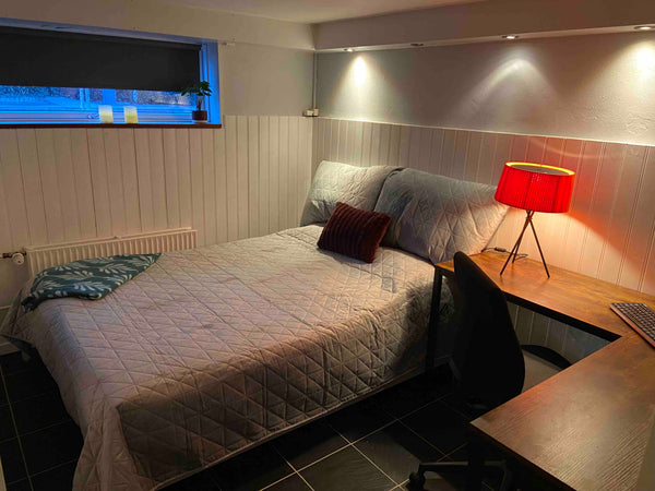 Easy access to public transport, popular shops and restaurants from this charmin Copenhagen, Denmark Enkelt værelse i hyggelige omgivelser Private room in bed and breakfast vacation rental 563403493071625509