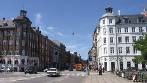 A nice and very cozy apartment. This apartment has a new kitchen which has all n  Nørrebrogade with walking distance to the city cen Entire rental unit vacation rental 21437629