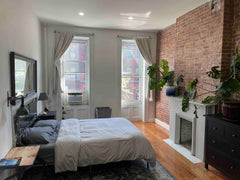 Stay in this charming plant-filled quintessential Brooklyn apartment in the hear New York, NY Rental unit in Brooklyn · 1 bedroom · 1 bed · 1 bath Entire rental unit vacation rental 992230363412129175