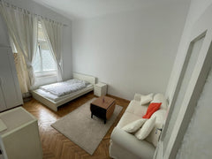 Relax in this beautiful art nouveau apartment building right next to Vienna's fa  Elegant apartment in city centre Entire rental unit vacation rental 51465902