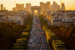 Dans un environnement calme et sécurisé, 5' M°Sablons-L 1 : à 10' Champs Elysées Neuilly-sur-Seine, France *Paris*Stunning Apt*10'Champs Elysées*4 Bdr 6/9 P* Entire rental unit vacation rental 18614238