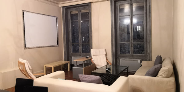 Grand appartement de 100m² en centre ville. Juste à  coté du métro Saxe-Gambetta Sermaises, France Grand appartement de 100m² en centre ville de Lyon Entire rental unit vacation rental 30312158