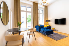 This fully furnished central apartment in the heart of Vienna promises you the p Vienna, Austria Urban Flat in Vienna | ☀Private & Sunny Balcony Entire serviced apartment vacation rental 673805476333568187