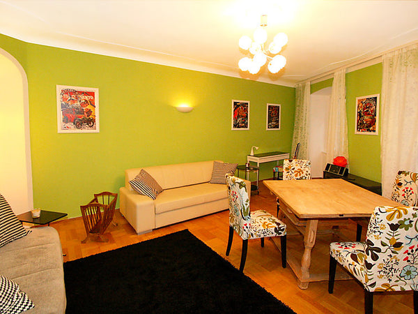 This cozy apartment for 4 persons situated in the city center in a pedestrian zo Vienna, Austria Lovely City center flat next to Stephansdom Entire rental unit vacation rental 21050748