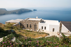 This gorgeous property is located in Kalo Ampeli, just 200m from the sea, a shor  Dreamy Cycladic Luxury Summer Villa 1 Cycladic home vacation rental 49357064