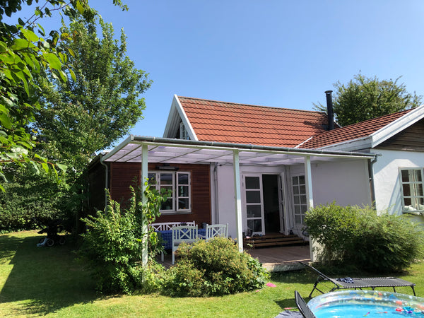 Cozy, bright and idyllic familyhouse with a cozy garden with a trampoline.<br /> Copenhagen, Denmark Cozy and family friendly house with private garden Entire home vacation rental 35956569