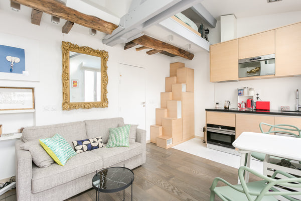 Stunning luxurious studio appartement located right by the Luxembourg Garden. Th Paris, France Stunning studio Luxembourg Garden ! Entire rental unit vacation rental 15201703