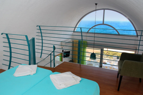 Romantica Beach Villas are located on the town of Hersonissos, at the eastern pa Amsterdam, Netherlands Elegant Maisonette in Hersonissos Entire rental unit vacation rental 10611940