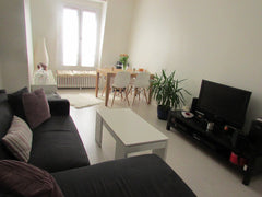 Sweet and cosy flat with a view on the Eiffel tower. Paris, France Sweet Flat Montparnasse - Pasteur Entire rental unit vacation rental 12801360