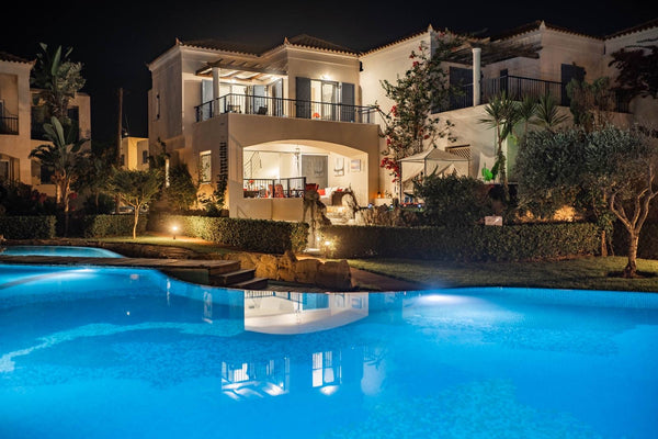 Villa Rodo is beachfront, located in a villa complex in Gerani, Platanias. It is  Villa Rodo in Gerani Platanias Entire villa vacation rental 680070317716309066