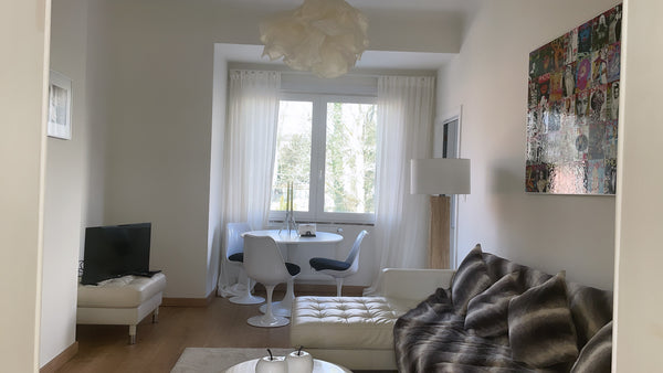 Détendez-vous dans ce logement paisible, lumineux et élégant.<br />A proximité d  Uccle : Appartement lumineux avec terrasse Entire rental unit vacation rental 575211941557609372