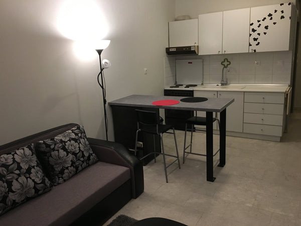 A minimal apartment of 40m2 located in 1st floor with a big balcony and a big te Thessaloniki, Greece Minimal apartment on the east coast of the city. Entire rental unit vacation rental 22603588