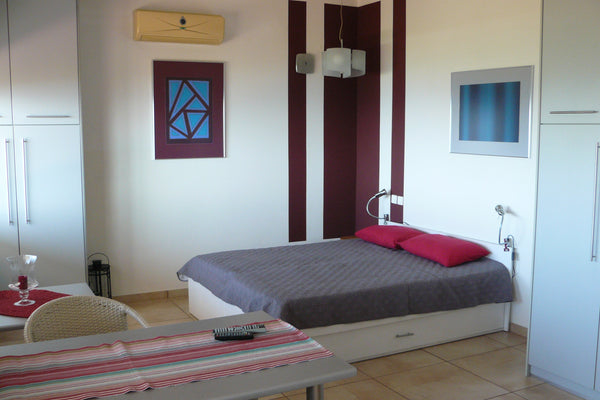 Casa Rosa Studio has such a great view of the Libyan Sea from within and even be Ierapetra, Greece seaview of Libyan Sea, comfy studio with terrace Entire guest suite vacation rental 297742