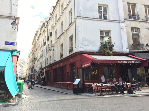 A cozy studio in the heart of the Montorgueil district! It can accommodate 2 peo Paris, France Charming studio apartment in the Montorgueil area Entire rental unit vacation rental 4921093