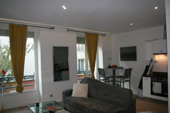 Located in the heart of Paris in Canal Saint Martin, near the celebrate Hôtel du Paris, France QUIET NEAR THE ST MARTIN CANAL Entire rental unit vacation rental 440849