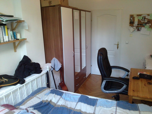 <b>The space</b><br />The size of the room is 11 m2 with a big window. I share t Vienna, Austria Kleines feines Zimmer im 5.Bezirk Private room in rental unit vacation rental 6904202