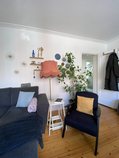 Cozy 2-room apartment, located in beautiful Valby not far from scenic areas. Wit Copenhagen, Denmark Cozy apartment in Copenhagen Entire condo vacation rental 37554400