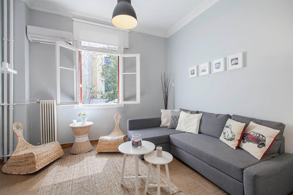 Enjoy your stay in a spacious apartment in the magnificent Acropolis neighborhoo Athens, Greece Beautiful apartment next to Acropolis Entire condo vacation rental 563441396565504532
