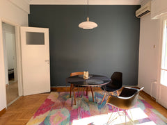This newly renovated and sunny apartment consists of two bedrooms. The main bedr GR Sunny central apartment next to Metro station Entire rental unit vacation rental 44572340