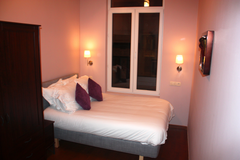 Welcome to a B&B of high-quality design and comfort. Located on a quiet street i Brussels, Belgium Heart of EU: Only Kitchen Shared. Ensuite Bath Private room in home vacation rental 3877055