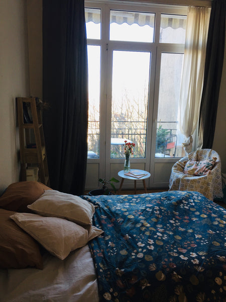Nous vous proposons une belle chambre avec terrasse dans notre appartement au cœ  Chambre avec terrasse magnifique vue sur Bruxelles Private room in rental unit vacation rental 48412224