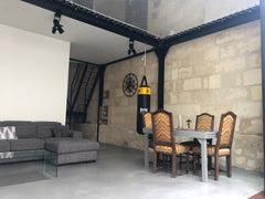 Venez découvrir cette échoppe bordelaise rénovée dans un esprit loft.<br />Elle  Bordeaux, France Mini loft Bordeaux Entire townhouse vacation rental 602810618206112625