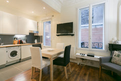 It's like a house in Paris! <br />Charming apartment entirely renovated with car Toulouse, France Charming 4-room apartment+terrace in 14th arrondissement of Paris Entire rental unit vacation rental 9765220