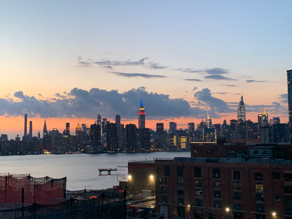 Gorgeous modern studio with luxury rooftop amenities and gym in very friendly Gr New York, NY Rental unit in Brooklyn · ★4.75 · Studio · 1 bed · 1 bath Entire rental unit vacation rental 45671894