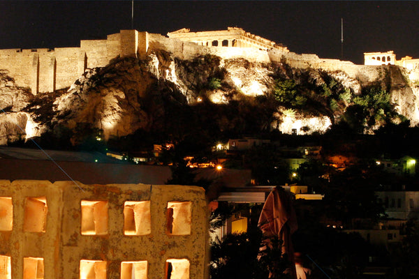 Unique penthouse in Plaka!<br />Aesthetic, luxury and the best Acropolis view in Greece Amazing Acropolis view suite. Aesthetic. 5* stay!! Entire condo vacation rental 30279544