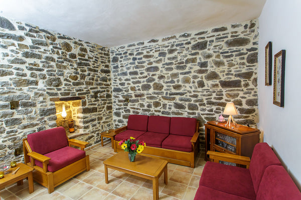 Our traditional family house is situated in the center of the authentic village  Kato Viannos, Greece Villa Vienna mountain view, 15 min. from the Sea Entire rental unit vacation rental 552028092233473712