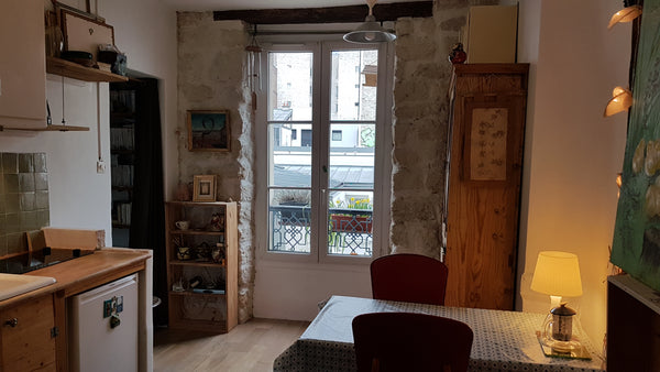 Chaleureux 2 pièces calme : un air de campagne en retrait de l'animation de Bell Paris, France 2 pièces calme au coeur de Belleville Entire rental unit vacation rental 21273138