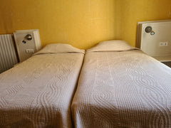 PERMANENT RECEPTION & ARRIVAL <br />Receptionist on spot 24/24h<br />FREE CANCEL Paris, France Room with twin single beds, Saint-Germain des Prés Room in boutique hotel vacation rental 20702595