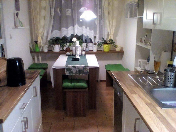 Hezký, útulný byt 2+kk. Jedná se o pokoj s kuchyňskou linkou, rozkládací sedačko Prague, Czechia Nice apartment near Prague center Entire rental unit vacation rental 20225227