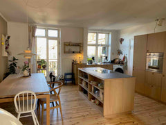 Large apartment with a great location. Public transport very near and it's also  Copenhagen, Denmark Bright apartment in Nørrebro Entire rental unit vacation rental 3745441