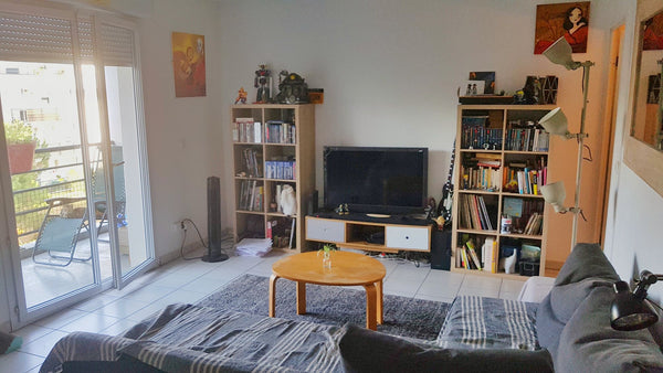 Appartement spacieux et lumineux de 50 m2 au deuxième étage sans ascenseur, avec  Appartement lumineux et calme, idéal couple Entire condo vacation rental 44517160