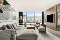 Newly renovated luxury apartment. This is as central as it gets!<br />Perfect fo  High-end extravagant luxury apt. - heart of cph Entire serviced apartment vacation rental 700373718480669313