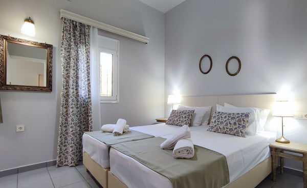The house is located in a complex of three houses, very close to the sea. It is   Dennis Cozy Apartment near the beach Entire rental unit vacation rental 670136497788896860