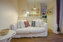 Welcome to your Parisian pied-à-terre in the famous trendy / cultural / historic Paris, France Place des Vosges - Saint Antoine lovely 1 bedroom Entire rental unit vacation rental 18045571