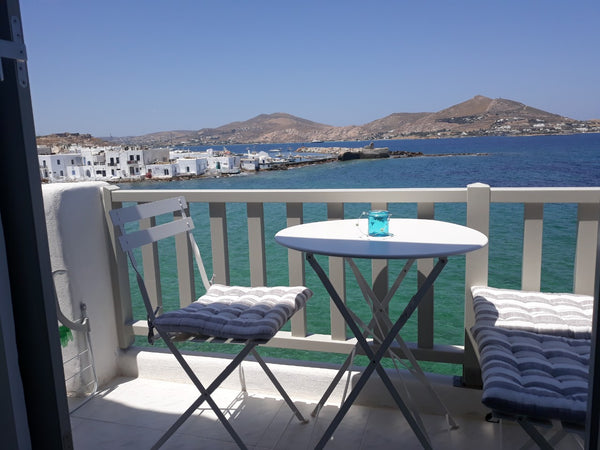 The studio is rented to 1 to 3 people. My home it s a part of a complex  of 2 ho  Amazing sea view studio in Naoussa' s center Entire rental unit vacation rental 35055155