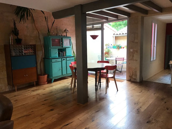 NOUVEAU: Echoppe bordelaise de 120 m2. Située à 7 mn à pied du tram B, arrêt Sai Bordeaux, France Charmante échoppe familiale Entire home vacation rental 36233853