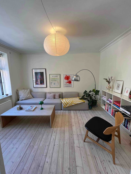 Dejlig 3-værelses lejlighed centralt på Frederiksberg. Lejligheden består af en  Copenhagen, Denmark Skøn 3-værelses centralt på Frederiksberg Entire condo vacation rental 569407708672139262