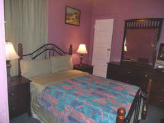Very spacious room with lots of sunlight and comfortable furnishing. There is dr New York, United States Home in Brooklyn · ★4.28 · 1 bedroom · 1 bed · 1 shared bath Private room in home vacation rental 703971