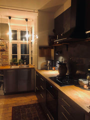 Nyrenoveret og hyggelig lejlighed med en masse af skandinavisk charme. Central b Copenhagen, Denmark Hyggelig, nyrenoveret lejlighed tæt på by og natur Entire rental unit vacation rental 46592215