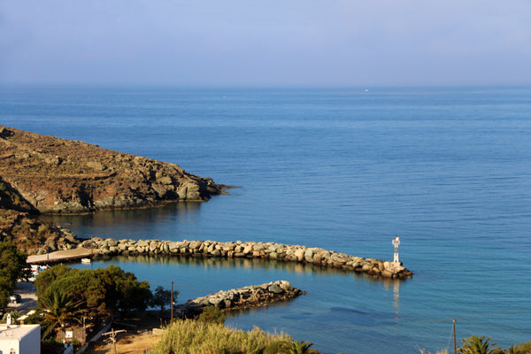 A Small Studio Apartment(27sqm) with a Mezzanine Bedroom and a small terrace wit  Cozy Guesthouse  